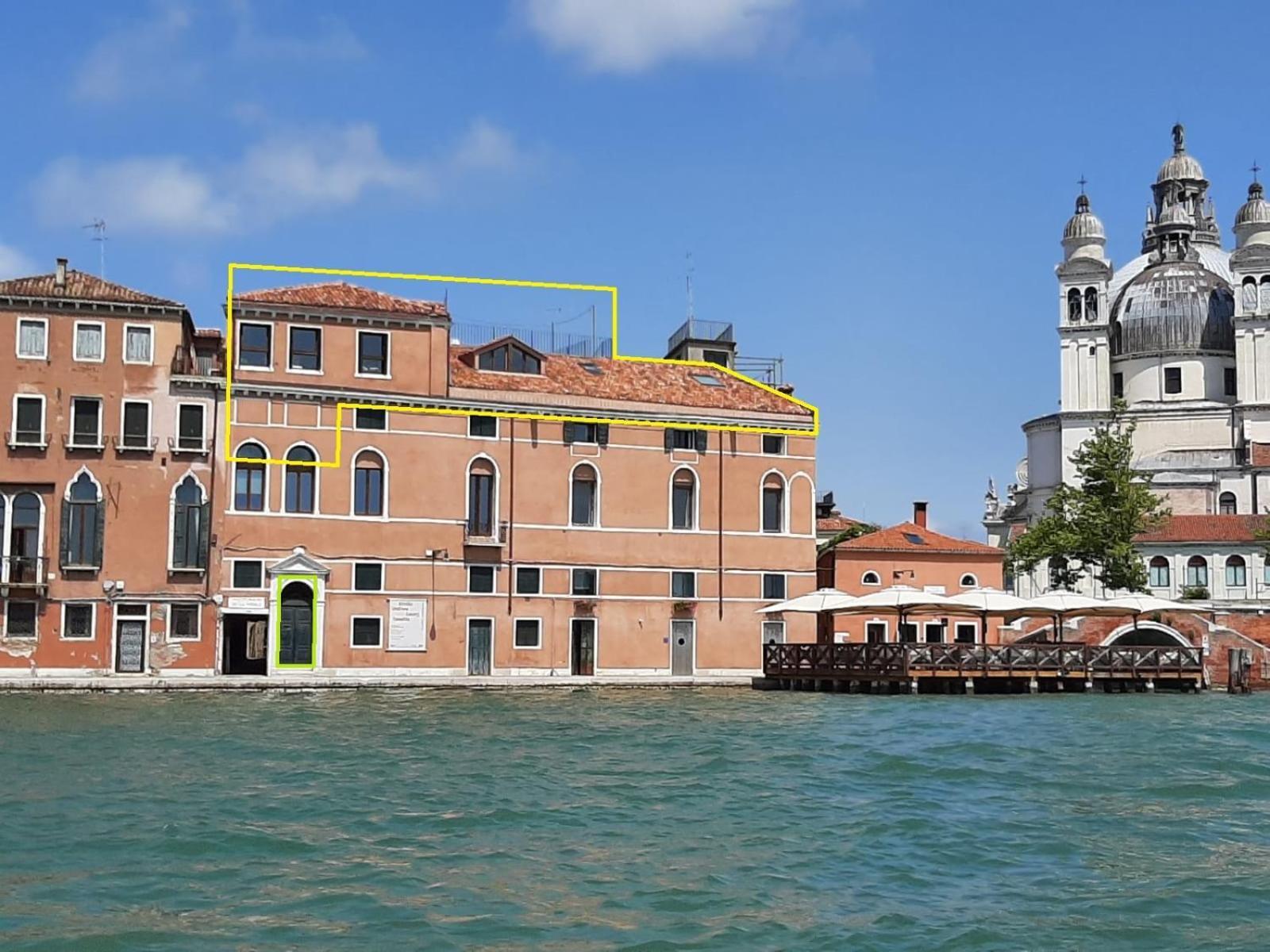 Mimi'S Loft Apartment Venesia Bagian luar foto