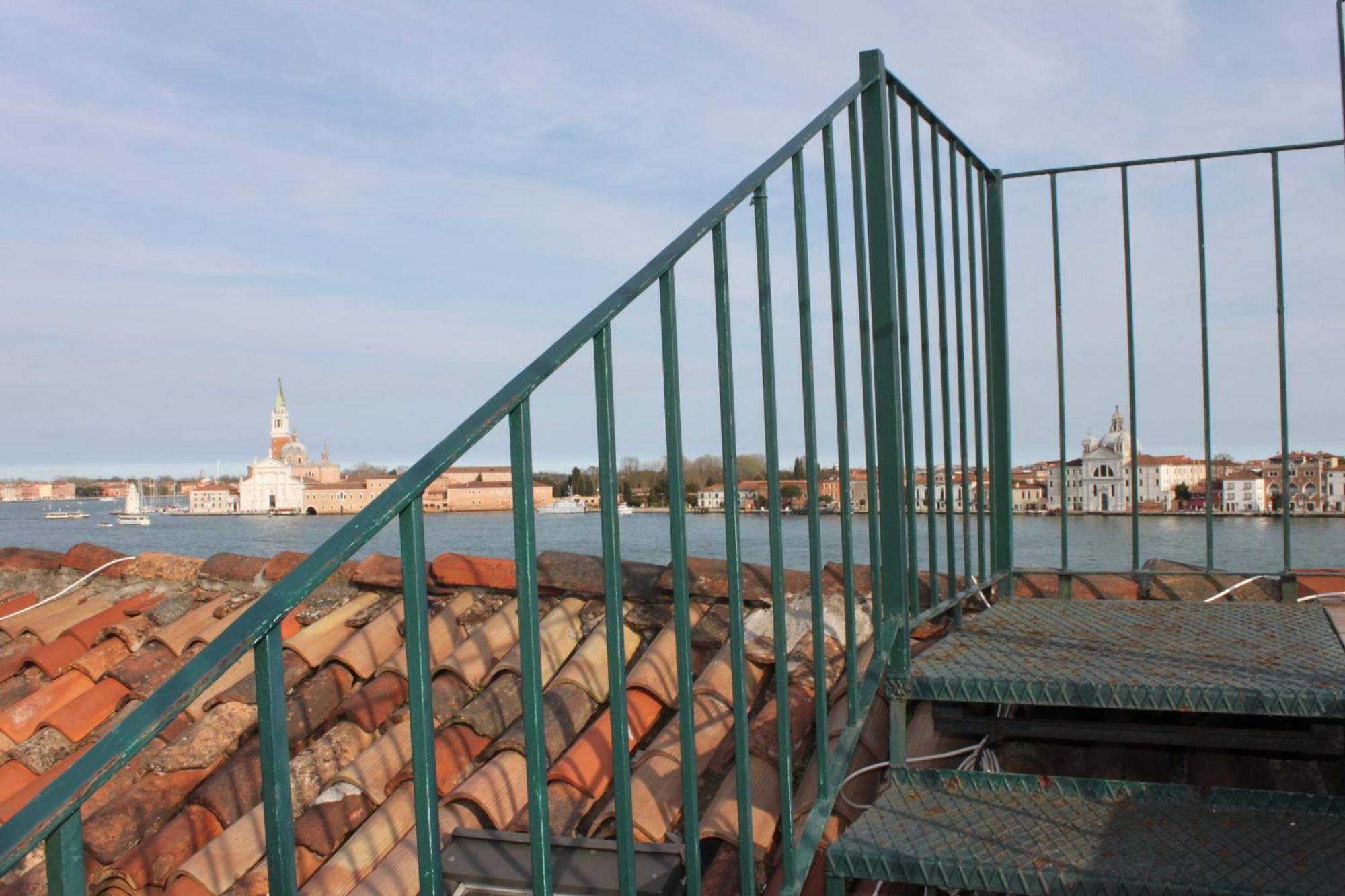 Mimi'S Loft Apartment Venesia Bagian luar foto