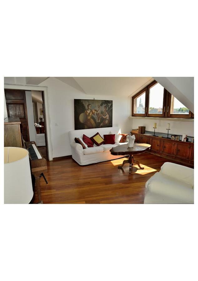 Mimi'S Loft Apartment Venesia Bagian luar foto